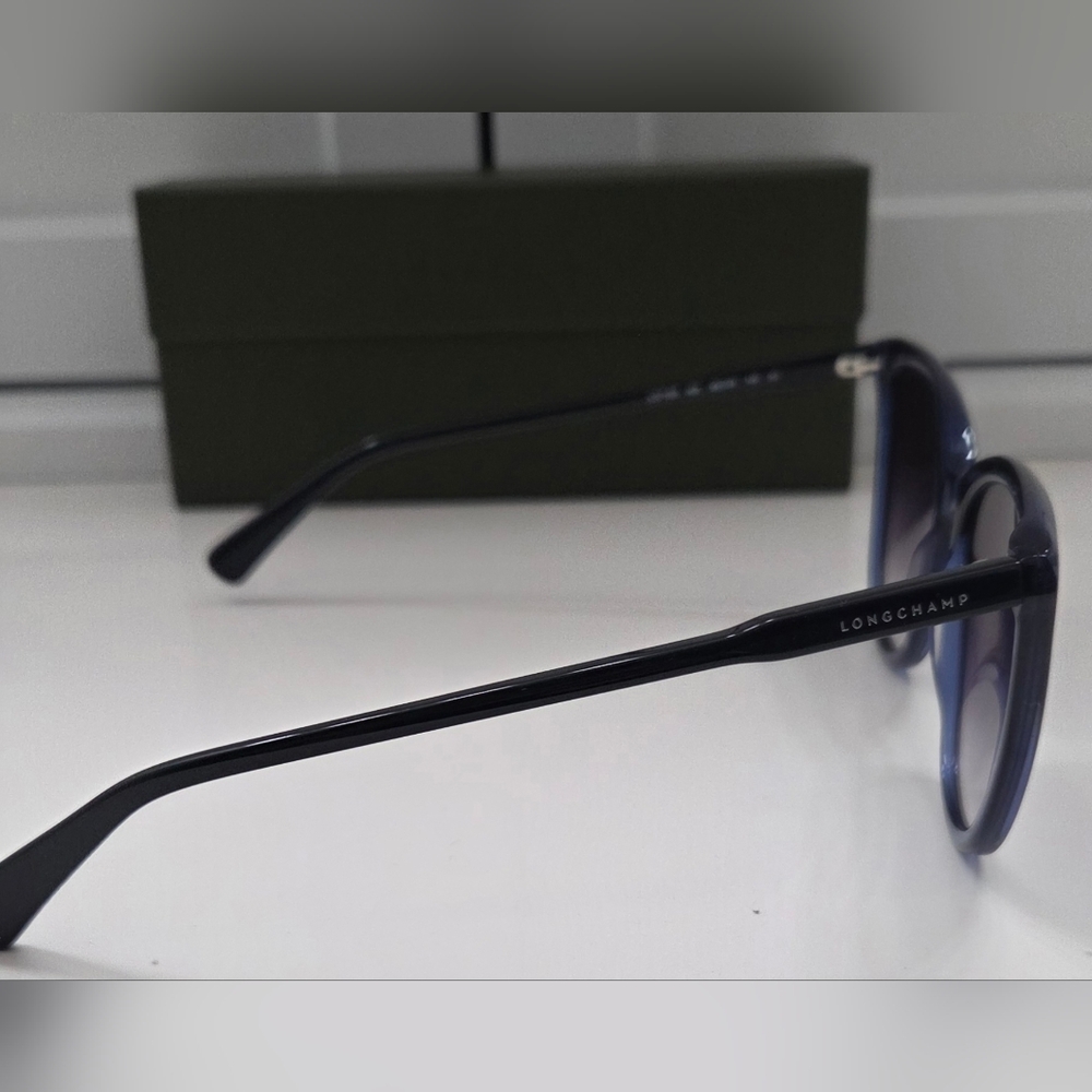 Longchamp Designer Sunglasses Blue Gradient Lenses New- W/ Collapsible Case - Picture 6 of 11